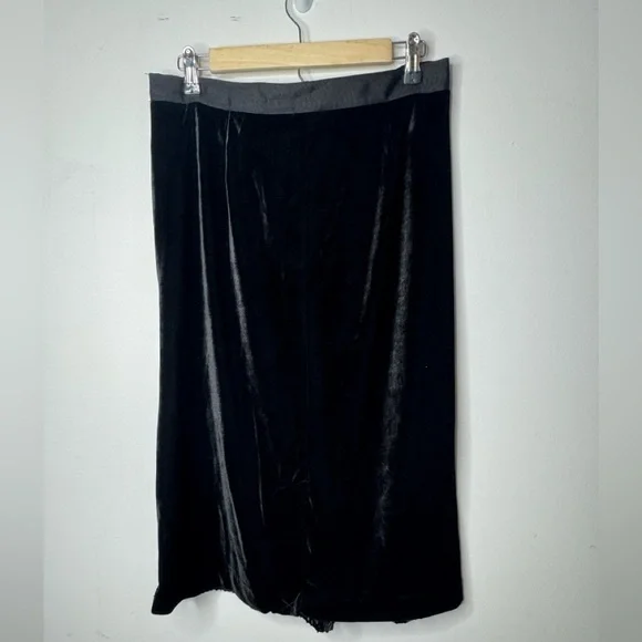 NWT SIMPLY VERA WANG Black Sequin Front velvet Velour Pencil Skirt Womens XXL - Picture 2 of 10